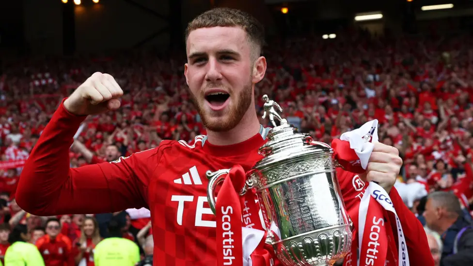 เรื่องง่าย เมื่อ ดอร์ริงตันกลับไปเล่นให้ดอนส์ด้วยสัญญายืมตัว