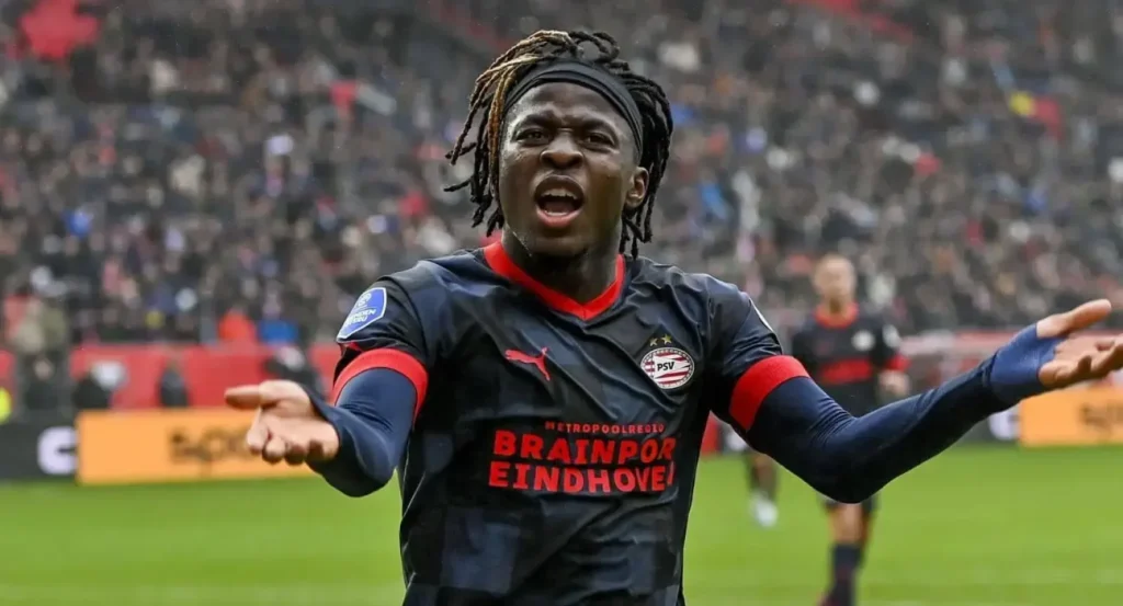 สโมสรน็อตติ้งแฮม ฟอเรสต์สนใจคว้าตัวนักเตะบากาโยโก้และโฟฟาน่า