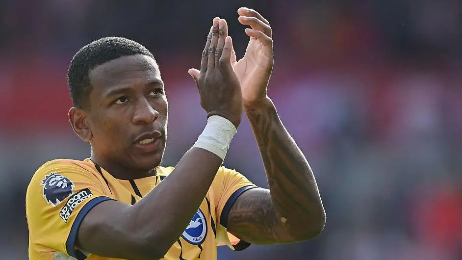 เอซี มิลาน ตกลงเซ็นสัญญากองหลังไบรท์ตัน เอสตูปิญาน มาร่วมทีม