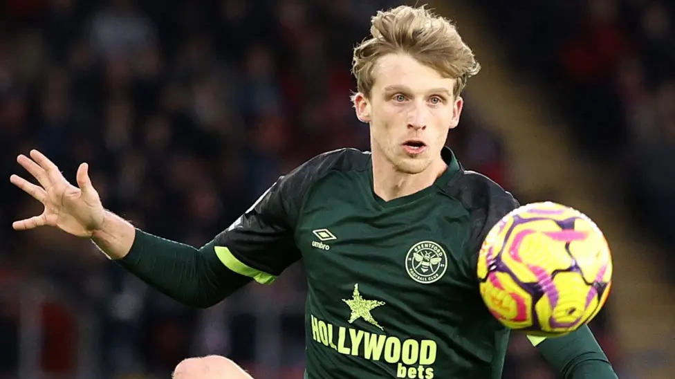 เซาแธมป์ตันคว้าตัวแมดส์ แรร์สเลฟจากทีมเบรนท์ฟอร์ดสัญญา 4 ปี