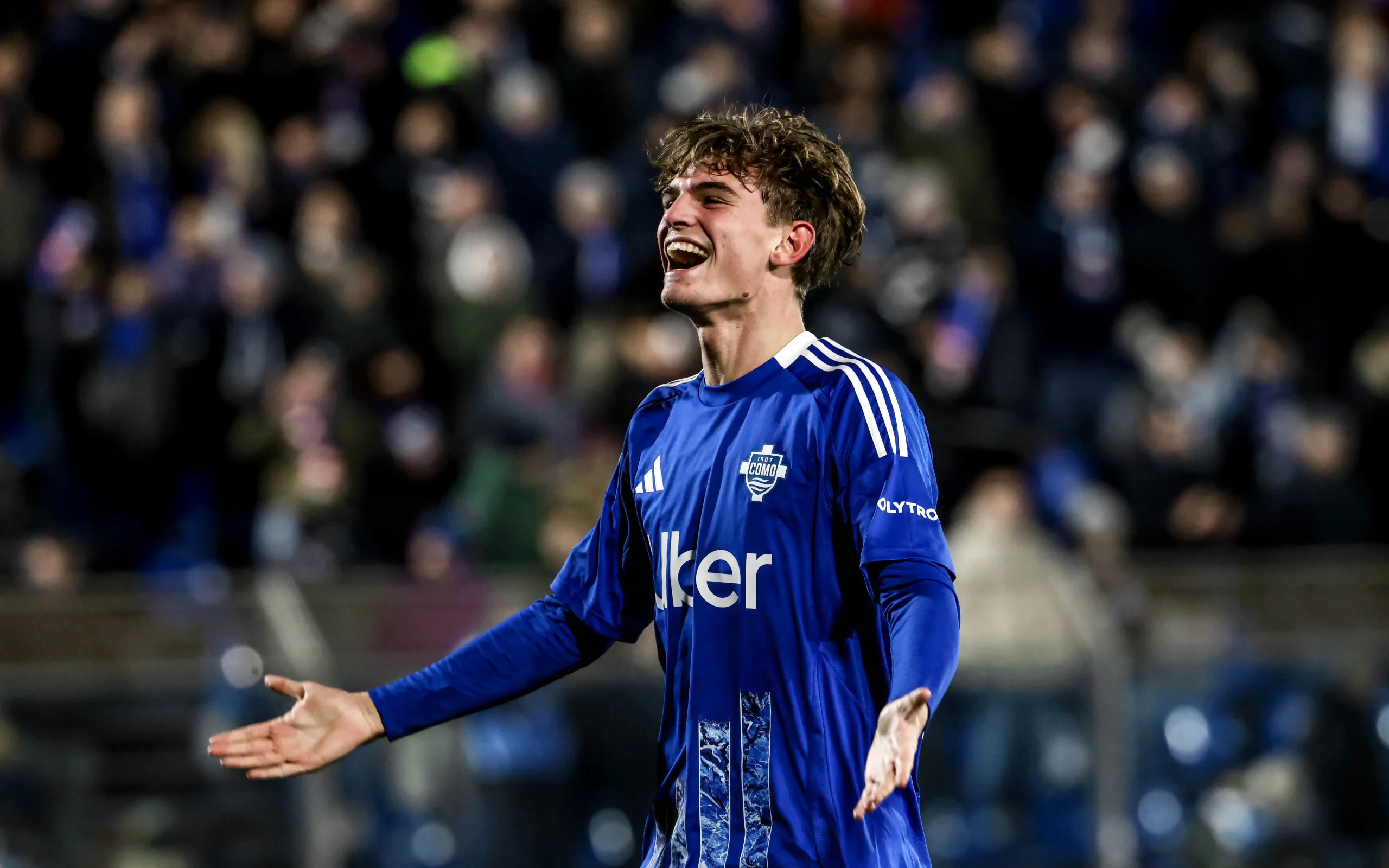 ฟาเบรกาสมั่นใจ ปาซจะอยู่กับโคโม่ต่อ ถึงแม้สเปอร์สให้ความสนใจ