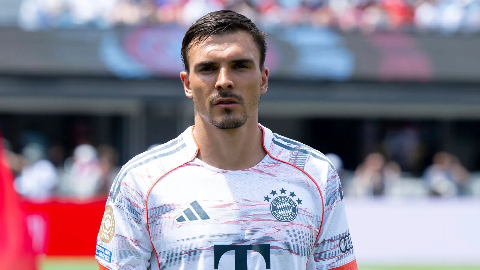 ท็อตแน่ม สเปอร์สสนใจใช้เงื่อนไขซื้อขาดปัลญินญ่าเป็นอย่างถาวร