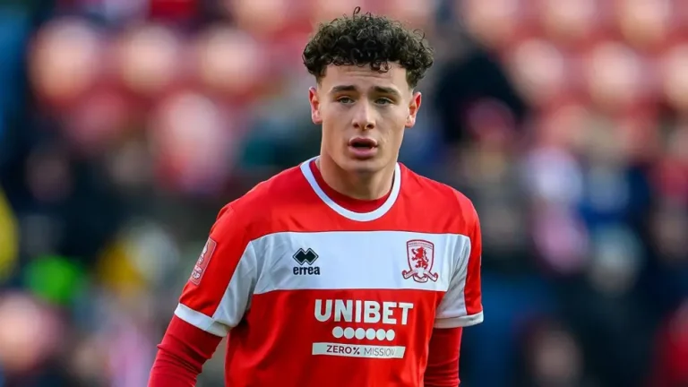 พลีมัธคว้าตัวแม็คเคบจากโบโร่ และเดล ปีกจากอ็อกซ์ฟอร์ดร่วมทีม